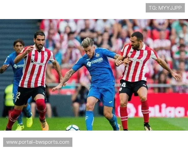 赫塔费2-1险胜比利亚雷亚尔，萨特里亚诺与阿兰巴里点球制胜